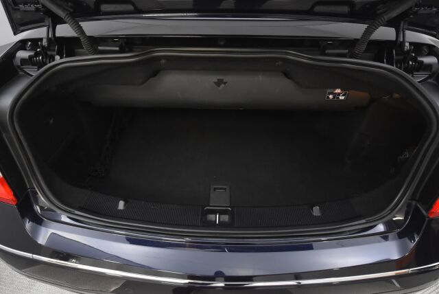 Mercedes-Benz E 2011 250 CDI BE Cabriolet A / Yksiomisteinen suomiauto / Navi / Nahat /  Vakkari /
