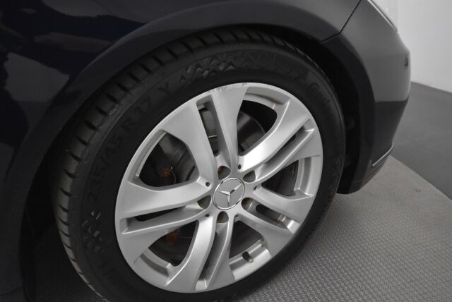 Mercedes-Benz E 2011 250 CDI BE Cabriolet A / Yksiomisteinen suomiauto / Navi / Nahat /  Vakkari /