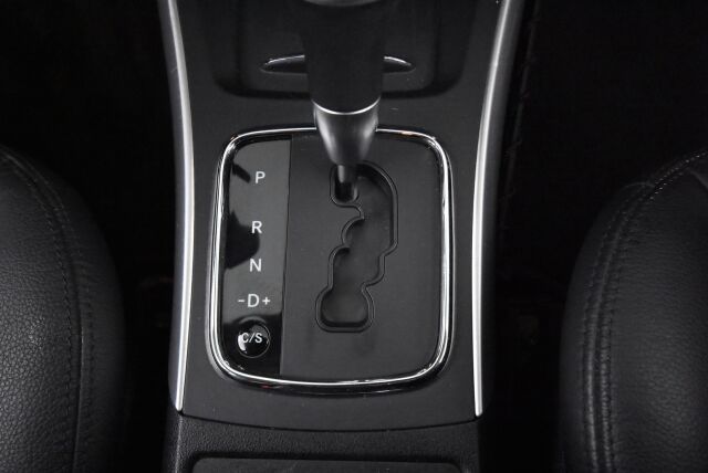 Mercedes-Benz B 2011 180 CDI A / Nahkaverhoilu / Xenon / Tutkat / Veholla huollettu aina