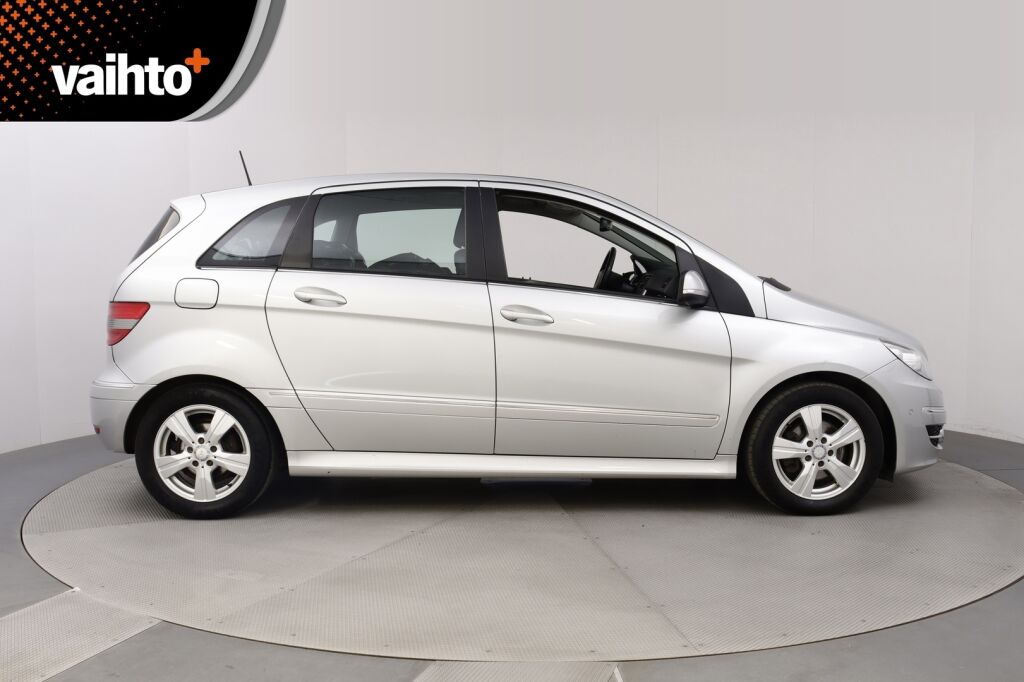 Mercedes-Benz B 2011 180 CDI A / Nahkaverhoilu / Xenon / Tutkat / Veholla huollettu aina