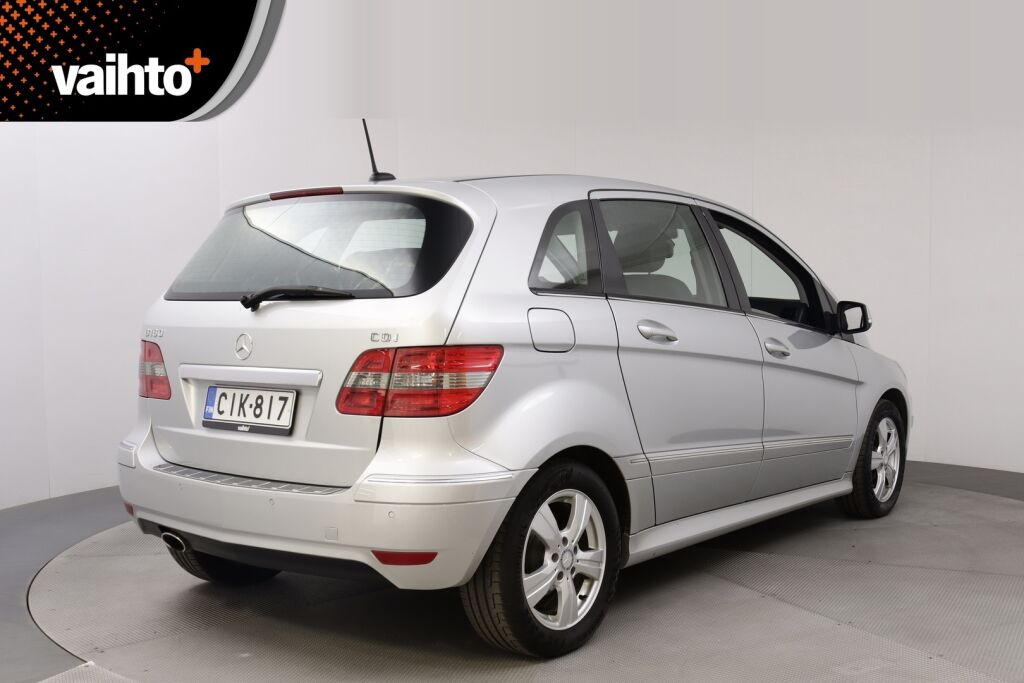 Mercedes-Benz B 2011 180 CDI A / Nahkaverhoilu / Xenon / Tutkat / Veholla huollettu aina