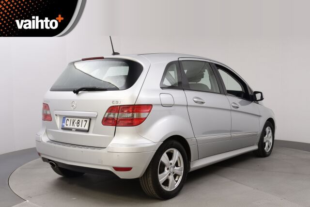Mercedes-Benz B 2011 180 CDI A / Nahkaverhoilu / Xenon / Tutkat / Veholla huollettu aina
