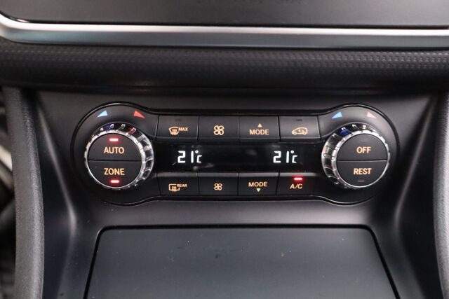 Mercedes-Benz A 2015 180 BE A Summer Edition
