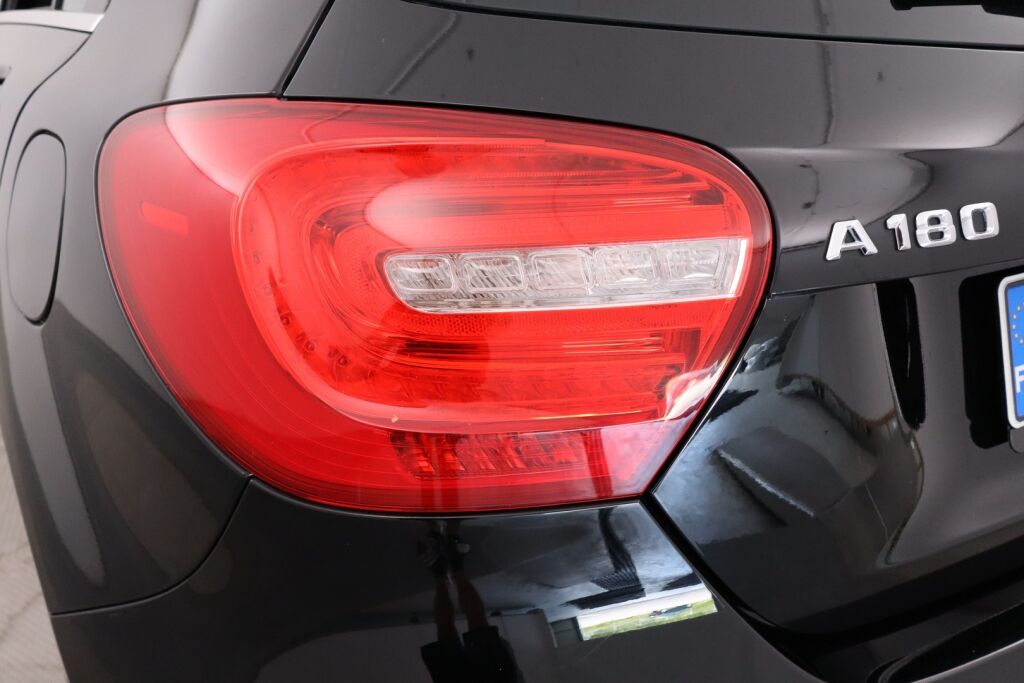 Mercedes-Benz A 2015 180 BE A Summer Edition
