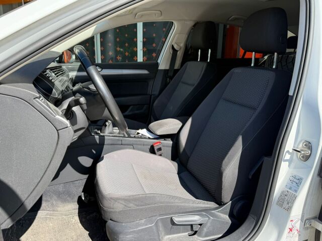 Volkswagen Passat 2015 Sedan Trendline 1,4 TSI 92 kW (125 hv) BlueMotion Technology / Lohkolämmitin / Bluetooth / Vakionopeudensäädin / Jakopää tehty 2022