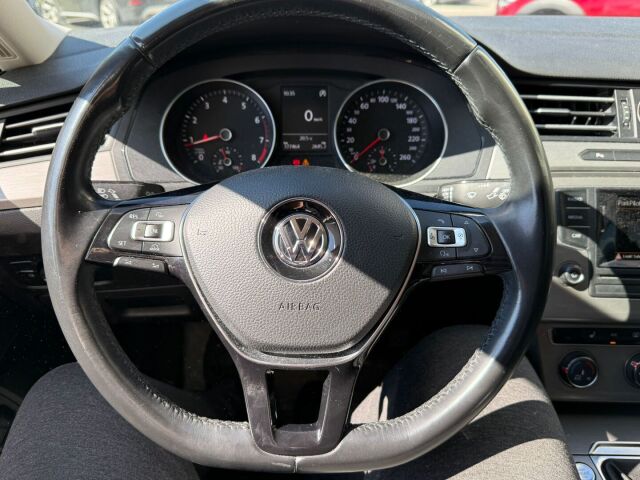 Volkswagen Passat 2015 Sedan Trendline 1,4 TSI 92 kW (125 hv) BlueMotion Technology / Lohkolämmitin / Bluetooth / Vakionopeudensäädin / Jakopää tehty 2022