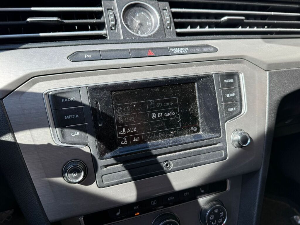 Volkswagen Passat 2015 Sedan Trendline 1,4 TSI 92 kW (125 hv) BlueMotion Technology / Lohkolämmitin / Bluetooth / Vakionopeudensäädin / Jakopää tehty 2022
