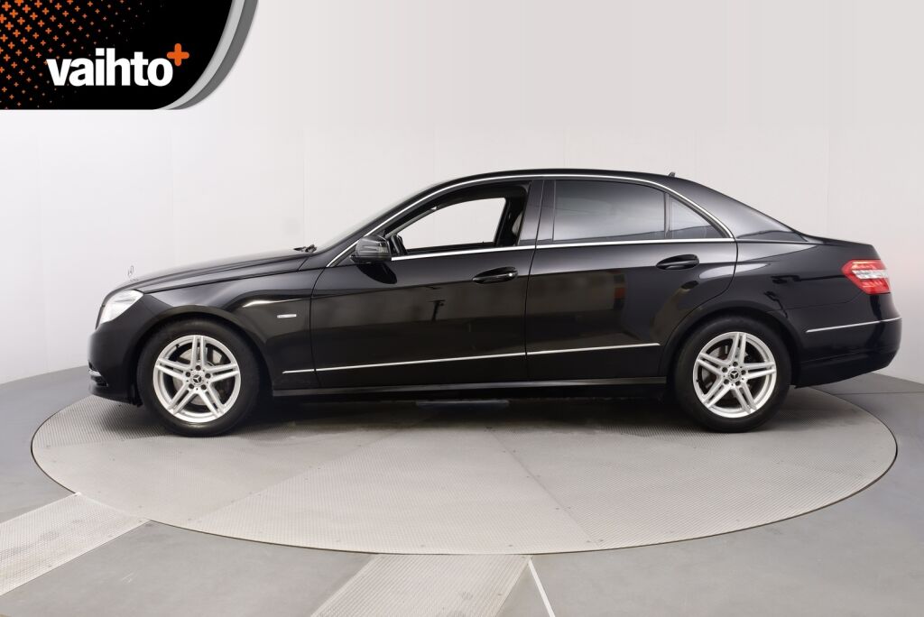 Mercedes-Benz E 2011 350 CDI 4Matic A / Navi / Osanahkaverhoilu / xenon / Ilma-alusta