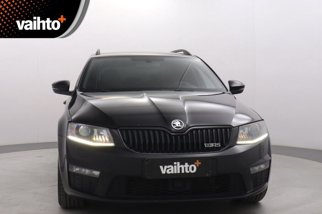 Skoda Octavia 2015 Combi 2,0 TSI RS DSG Autom. / ACC / Webasto / Puolinahat / Uudet kesärenkaat / Katsastettu 03/2025 /