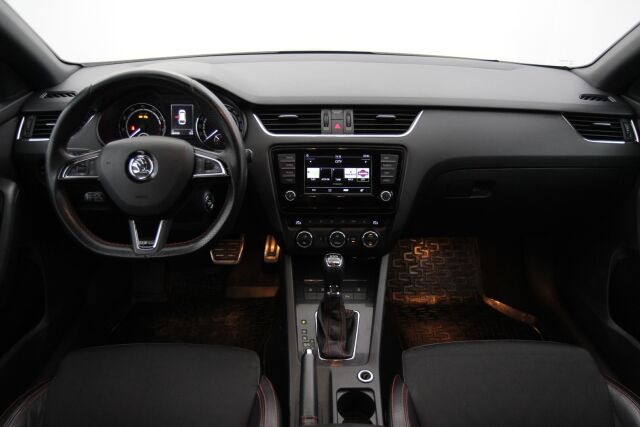 Skoda Octavia 2015 Combi 2,0 TSI RS DSG Autom. / ACC / Webasto / Puolinahat / Uudet kesärenkaat / Katsastettu 03/2025 /