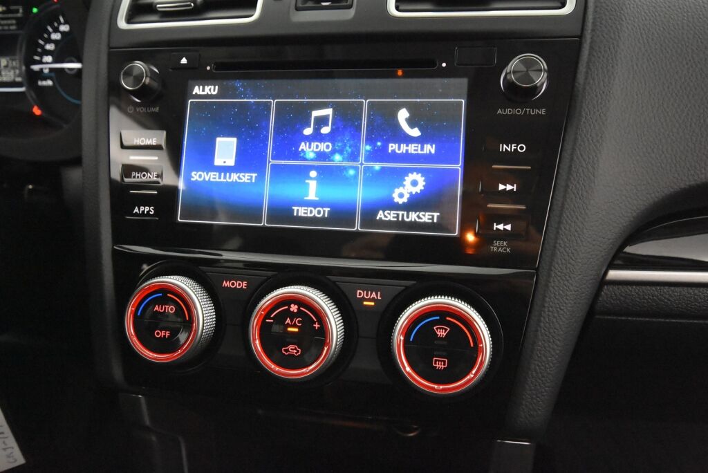Subaru Forester 2017 2,0i XS CVT / Vetokoukku / Moottorinlämmitin / Led-ajovalot / X-Mode