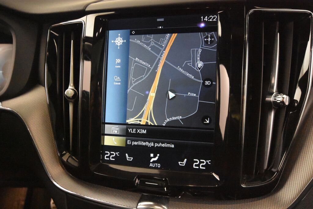 Volvo XC60 2018 T8 AWD R-Design aut / VOC / Adap.vakionopeudensäädin / Vetokoukku / Panoraama - RAHOITUS TÄHÄN AUTOON VAIN 3.99% - 