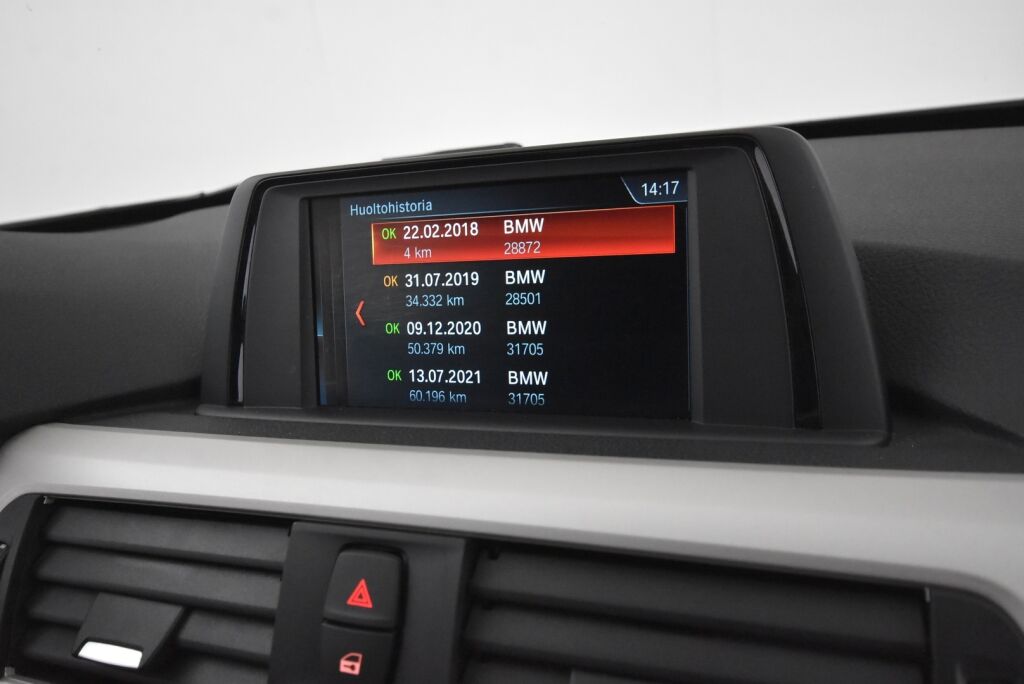 BMW 318 2018 F30 Sedan 318i A Business Exclusive / Facelift / Sporttipenkit/ Ledivalot