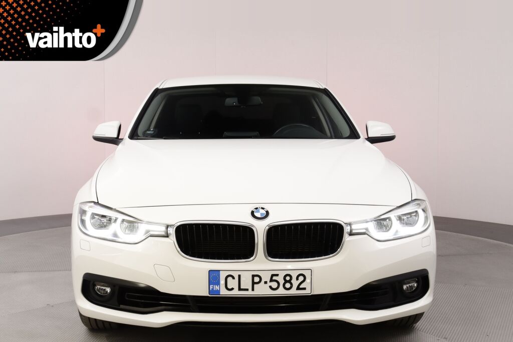 BMW 318 2018 F30 Sedan 318i A Business Exclusive / Facelift / Sporttipenkit/ Ledivalot