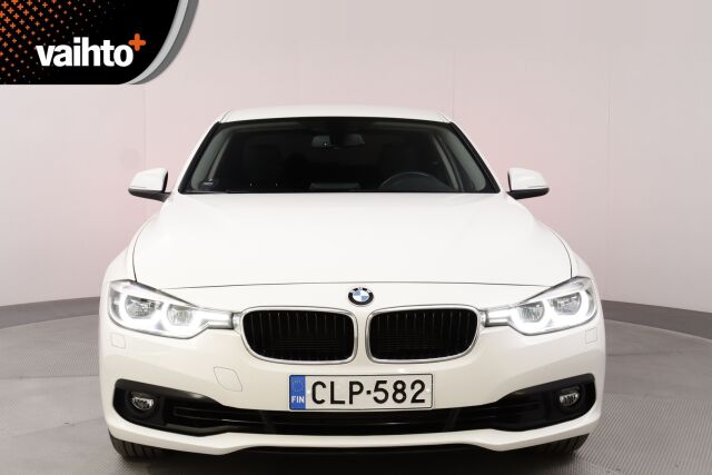BMW 318 2018 F30 Sedan 318i A Business Exclusive / Facelift / Sporttipenkit/ Ledivalot