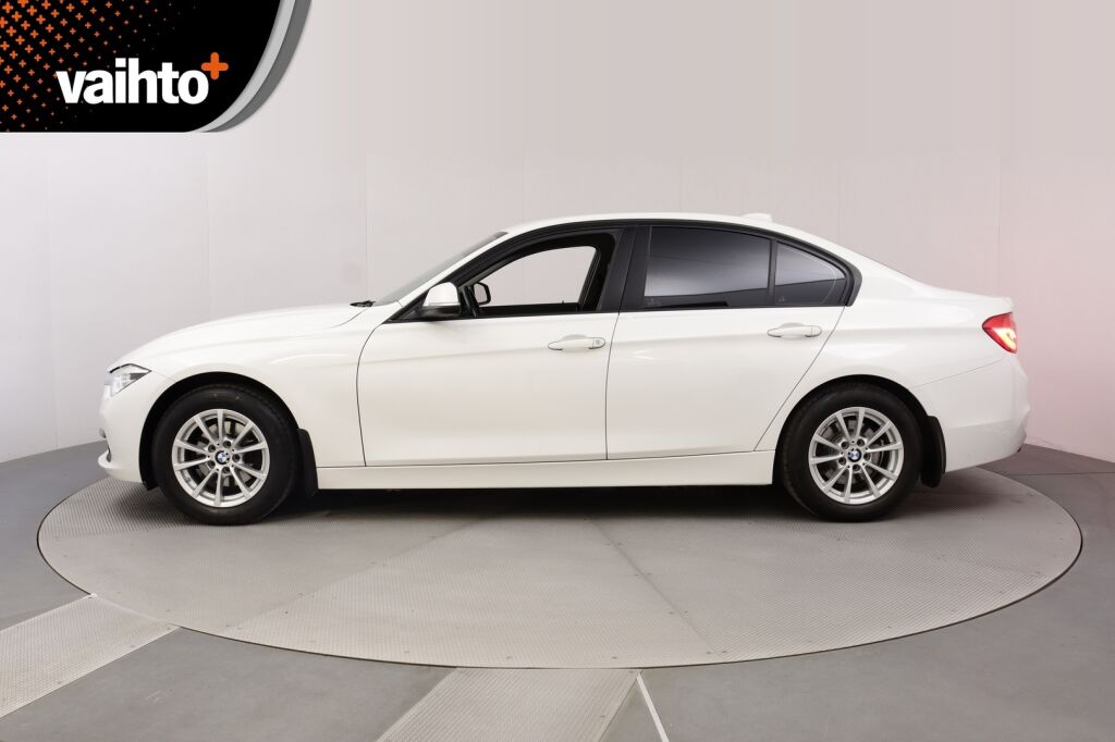 BMW 318 2018 F30 Sedan 318i A Business Exclusive / Facelift / Sporttipenkit/ Ledivalot