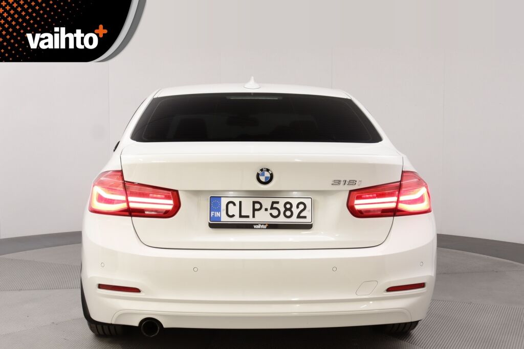 BMW 318 2018 F30 Sedan 318i A Business Exclusive / Facelift / Sporttipenkit/ Ledivalot