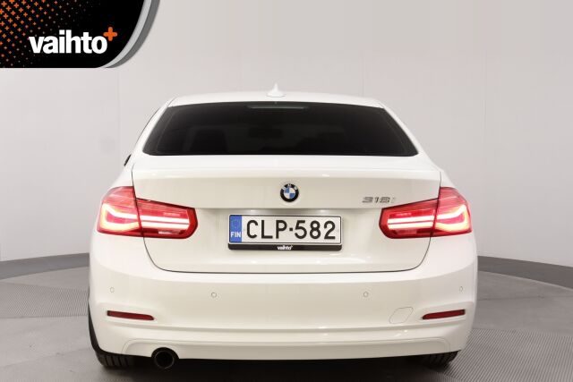 BMW 318 2018 F30 Sedan 318i A Business Exclusive / Facelift / Sporttipenkit/ Ledivalot