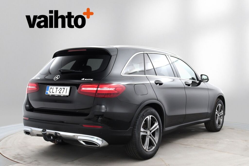 Mercedes-Benz GLC 2015 220 d 4Matic A Premium Business / AMG sisäpaketti / Vetokoukku / ILS / 360° kamera / Lohkolämmitin + Sp / Sport-penkit
