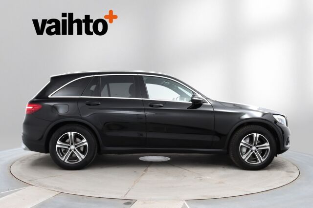 Mercedes-Benz GLC 2015 220 d 4Matic A Premium Business / AMG sisäpaketti / Vetokoukku / ILS / 360° kamera / Lohkolämmitin + Sp / Sport-penkit