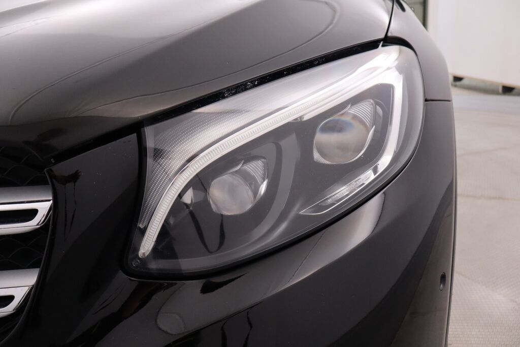 Mercedes-Benz GLC 2015 220 d 4Matic A Premium Business / AMG sisäpaketti / Vetokoukku / ILS / 360° kamera / Lohkolämmitin + Sp / Sport-penkit