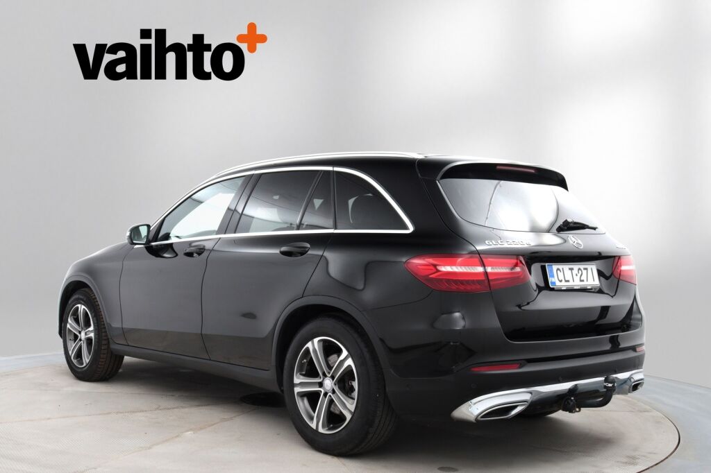 Mercedes-Benz GLC 2015 220 d 4Matic A Premium Business / AMG sisäpaketti / Vetokoukku / ILS / 360° kamera / Lohkolämmitin + Sp / Sport-penkit