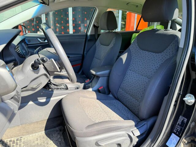 Hyundai IONIQ plug-in 2017 DCT Comfort Business / Infinity audio / Adaptiivinen vakkari / Blis / Kaistavahti