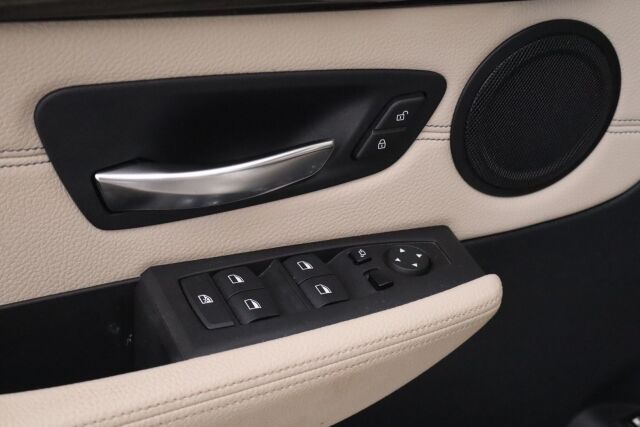 BMW 225 2019 F45 Active Tourer 225xe A Charged Edition Luxury / 1 om / Neliveto / Urh. istuimet / Nahkaverhoilu /