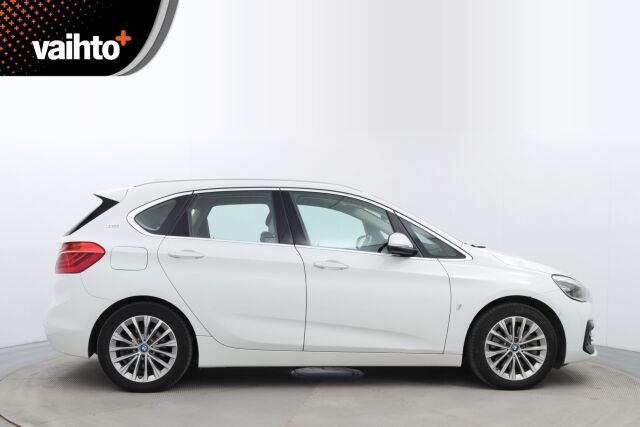 BMW 225 2019 F45 Active Tourer 225xe A Charged Edition Luxury / 1 om / Neliveto / Urh. istuimet / Nahkaverhoilu /