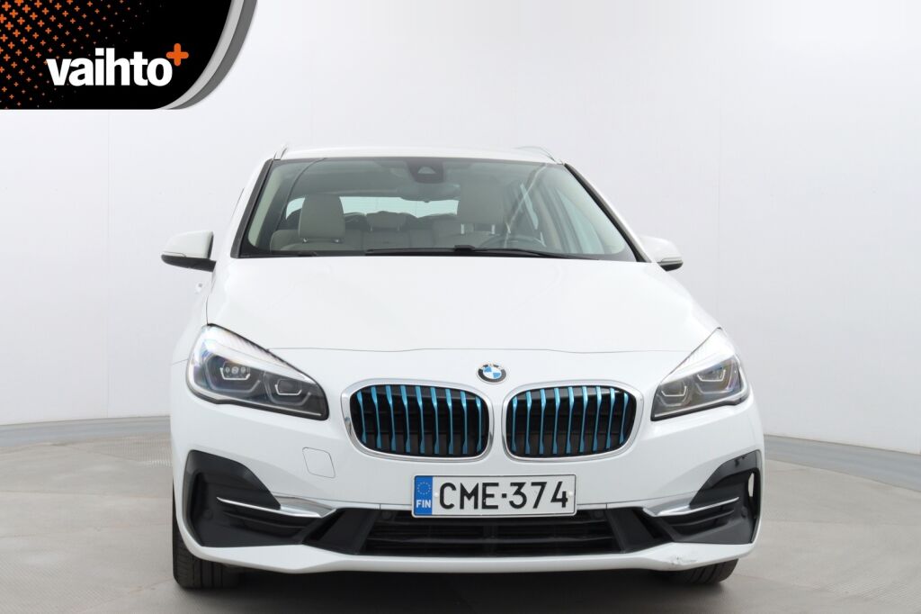 BMW 225 2019 F45 Active Tourer 225xe A Charged Edition Luxury / 1 om / Neliveto / Urh. istuimet / Nahkaverhoilu /