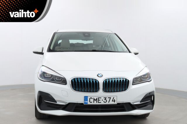BMW 225 2019 F45 Active Tourer 225xe A Charged Edition Luxury / 1 om / Neliveto / Urh. istuimet / Nahkaverhoilu /