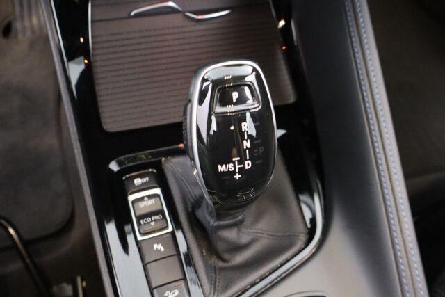 BMW X1 2019 F48 xDrive18d A Business Pro M Sport / Suomiauto / Harman Kardon / HUD / Keyless / Navigointi / Lohko + SP