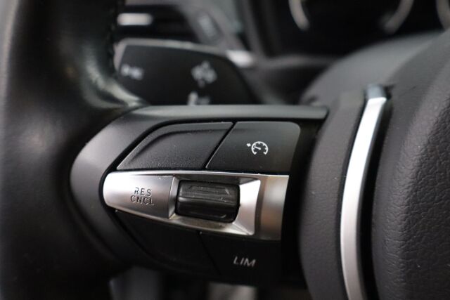 BMW X1 2019 F48 xDrive18d A Business Pro M Sport / Suomiauto / Harman Kardon / HUD / Keyless / Navigointi / Lohko + SP