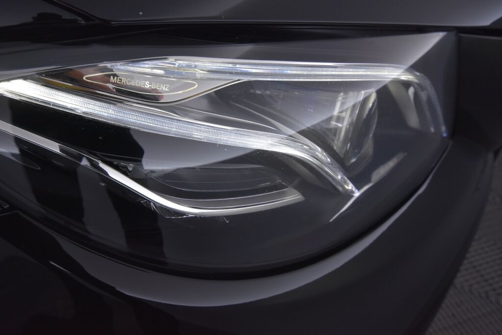 Mercedes-Benz E 2019 220 d 4Matic T A Business AMG / Vetokoukku / Widescreen / Webasto / Multibeam / Merkkiliikeen huoltokirja