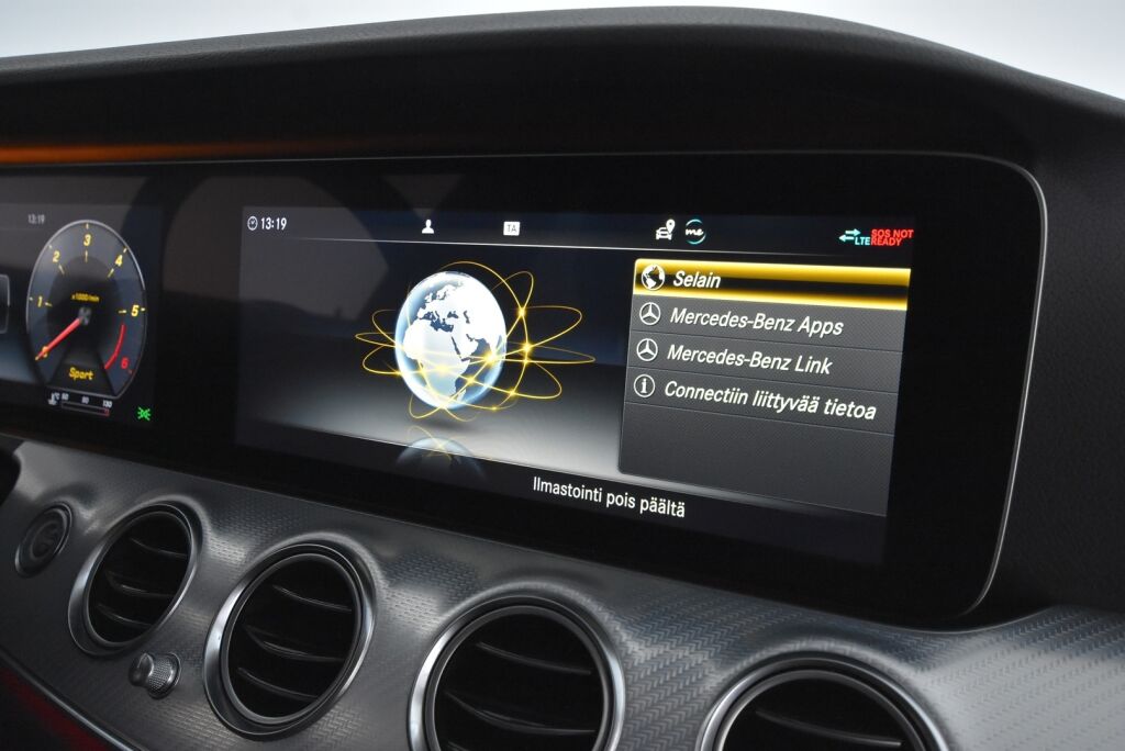 Mercedes-Benz E 2019 220 d 4Matic T A Business AMG / Vetokoukku / Widescreen / Webasto / Multibeam / Merkkiliikeen huoltokirja