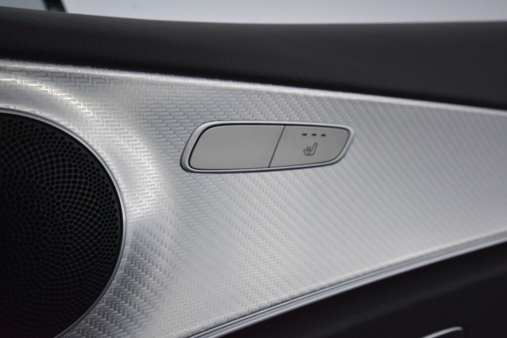 Mercedes-Benz E 2019 220 d 4Matic T A Business AMG / Vetokoukku / Widescreen / Webasto / Multibeam / Merkkiliikeen huoltokirja