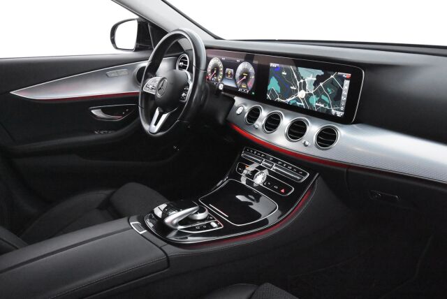 Mercedes-Benz E 2019 220 d 4Matic T A Business AMG / Vetokoukku / Widescreen / Webasto / Multibeam / Merkkiliikeen huoltokirja