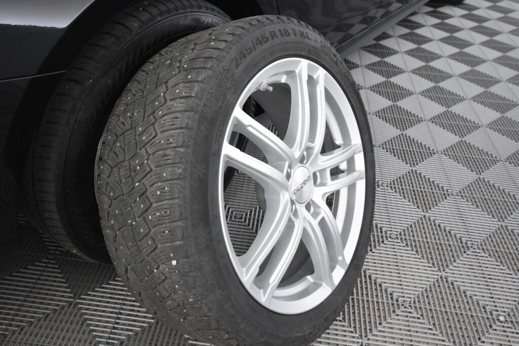 Mercedes-Benz E 2019 220 d 4Matic T A Business AMG / Vetokoukku / Widescreen / Webasto / Multibeam / Merkkiliikeen huoltokirja