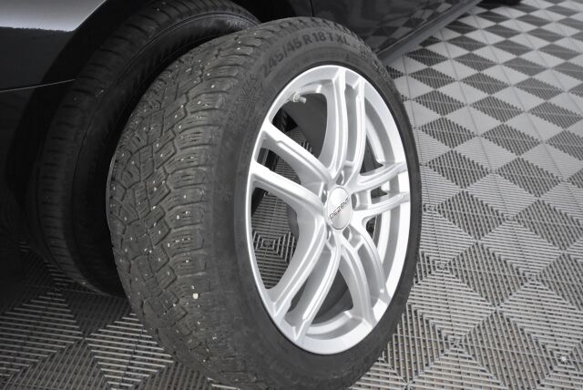 Mercedes-Benz E 2019 220 d 4Matic T A Business AMG / Vetokoukku / Widescreen / Webasto / Multibeam / Merkkiliikeen huoltokirja