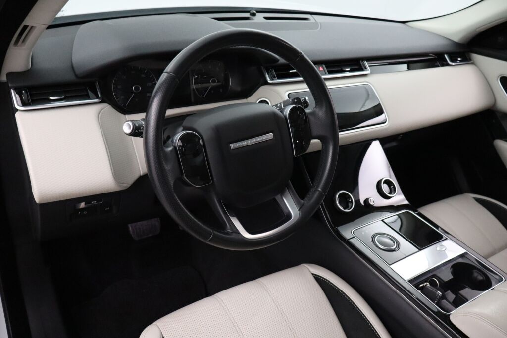 Land Rover Range Rover Velar 2019 P250 2,0 bensiini S / Merkkihuollettu / Suomiauto / ACC / Webasto / Panorama / Meridian / Muistipenkit / Navigointi - RAHOITUS TÄHÄN AUTOON VAIN 3.99% - 