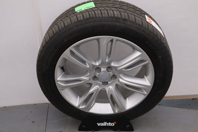 Land Rover Range Rover Velar 2019 P250 2,0 bensiini S / Merkkihuollettu / Suomiauto / ACC / Webasto / Panorama / Meridian / Muistipenkit / Navigointi - RAHOITUS TÄHÄN AUTOON VAIN 3.99% - 