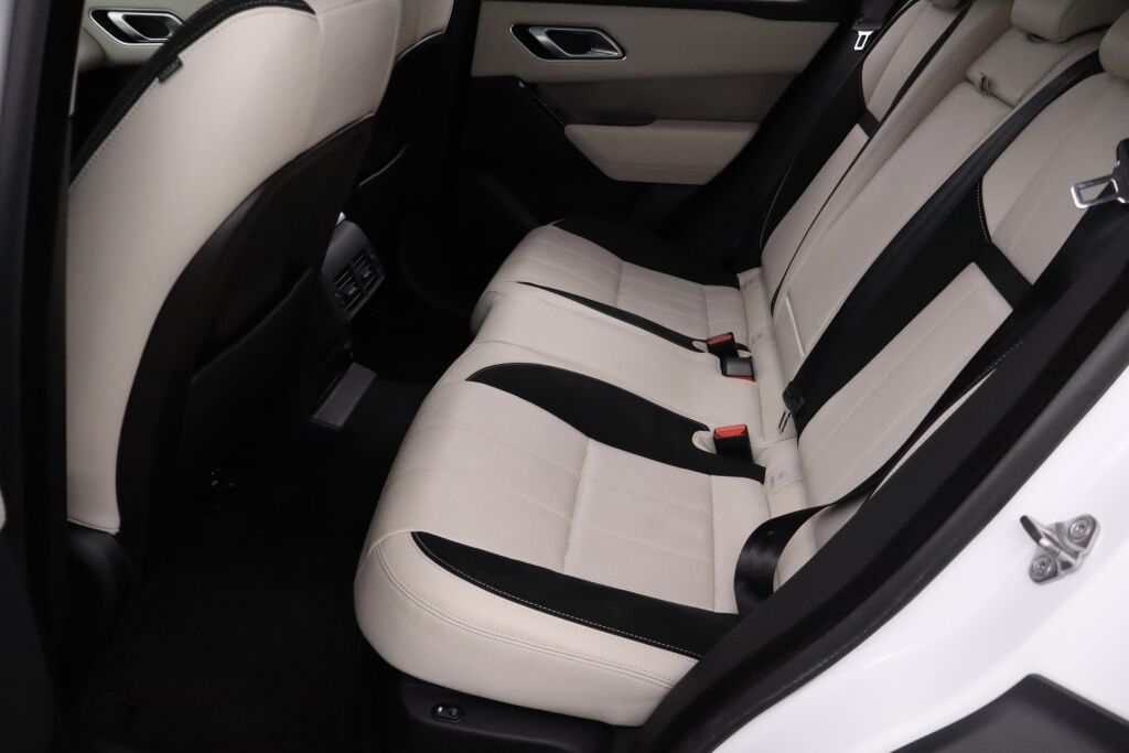 Land Rover Range Rover Velar 2019 P250 2,0 bensiini S / Merkkihuollettu / Suomiauto / ACC / Webasto / Panorama / Meridian / Muistipenkit / Navigointi - RAHOITUS TÄHÄN AUTOON VAIN 3.99% - 