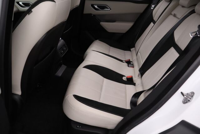 Land Rover Range Rover Velar 2019 P250 2,0 bensiini S / Merkkihuollettu / Suomiauto / ACC / Webasto / Panorama / Meridian / Muistipenkit / Navigointi - RAHOITUS TÄHÄN AUTOON VAIN 3.99% - 
