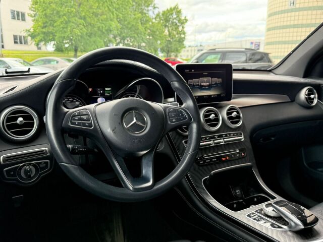Mercedes-Benz GLC 2018 350 e 4Matic A Premium Business / BLIS / Vetokoukku / Liikennemerkkien tunnistus / Led valot