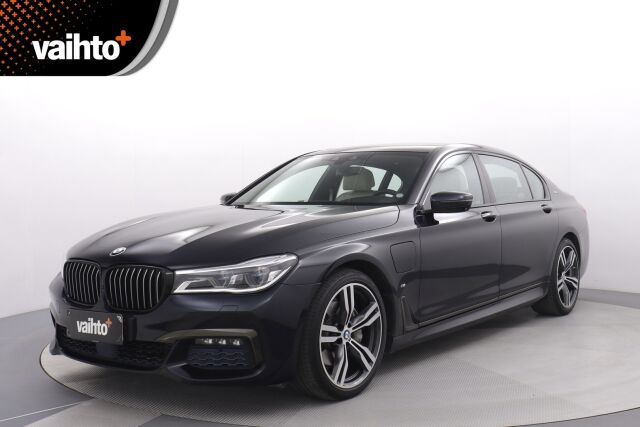 BMW 740 2016