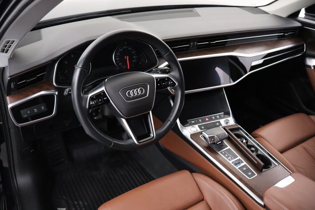 Audi A6 2019 Avant Business Sport 40 TDI MHEV quattro S tronic / Webasto / Vakkari / 360kamera / Koukku / Huom km./