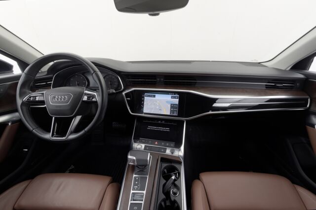 Audi A6 2019 Avant Business Sport 40 TDI MHEV quattro S tronic / Webasto / Vakkari / 360kamera / Koukku / Huom km./