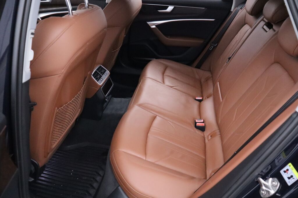 Audi A6 2019 Avant Business Sport 40 TDI MHEV quattro S tronic / Webasto / Vakkari / 360kamera / Koukku / Huom km./