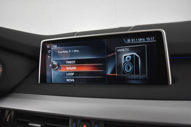BMW X5 2017 F15 xDrive40e A / Pro navi / Kamera / Koukku / Panoraama / Ratinlämmitin / Harman&Kardon / Hyvin huollettu