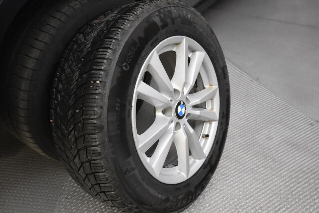 BMW X5 2017 F15 xDrive40e A / Pro navi / Kamera / Koukku / Panoraama / Ratinlämmitin / Harman&Kardon / Hyvin huollettu